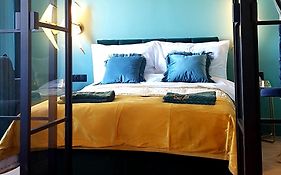 Old Town Apartment A